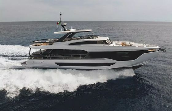 Azimut Grande 26M First Horizon