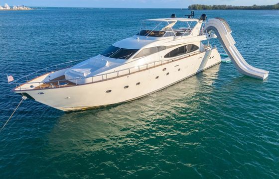Azimut 85 F Day Dreamin