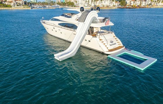 Azimut 85 F Day Dreamin