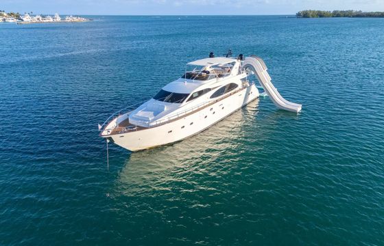 Azimut 85 F Day Dreamin