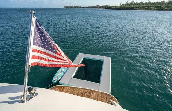 Azimut 85 F Day Dreamin