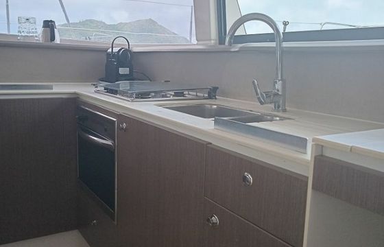 Bali 4.1 Zena