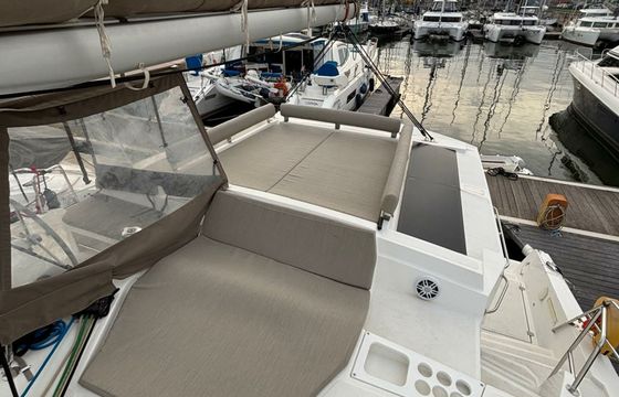 Bali 4.2 Glamour Sea Catamaran
