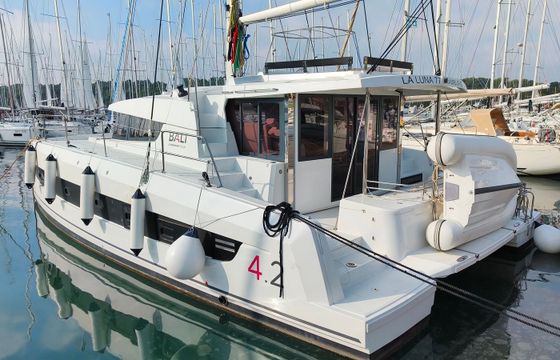 Bali 4.2 La Luna 77