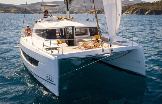 Bali 4.2 Helios