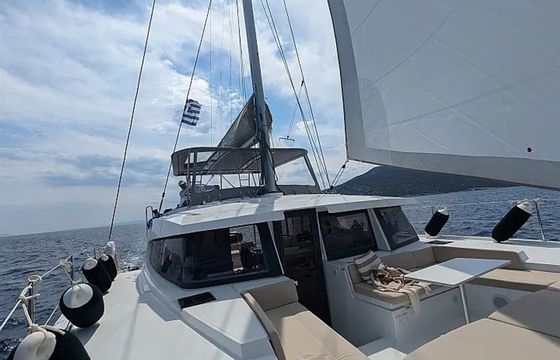 Bali 4.2 Leo