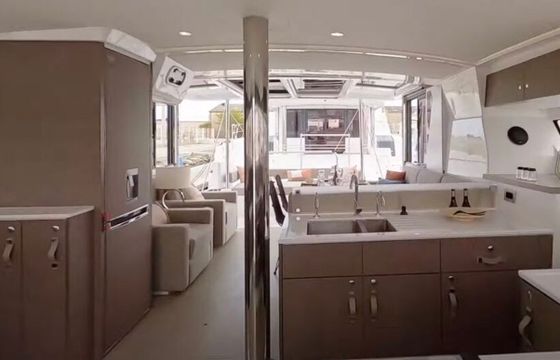 Bali 4.2 Persona Grata