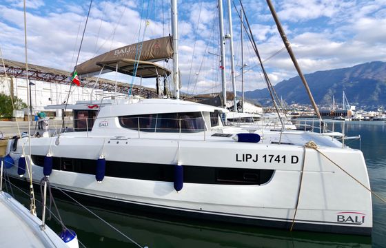 Bali 4.6 Monia