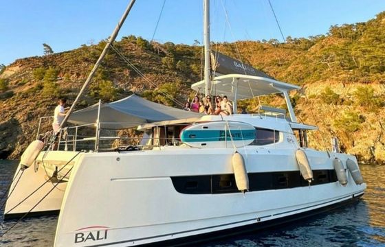 Bali 4.8 Honour