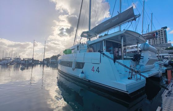 Bali 4.4 Maglica