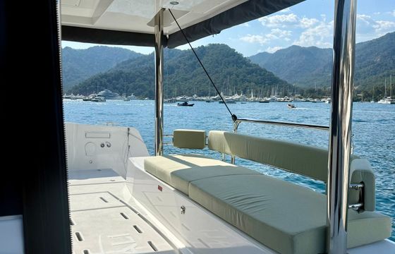 Bali 4.6 Amelia