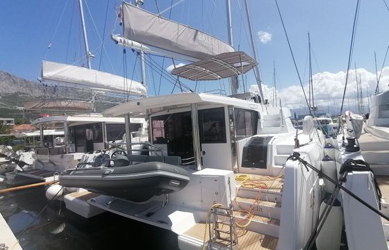 Bali 4.8 Manul