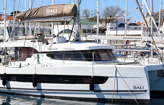 Bali Catspace Fux 4 Sail