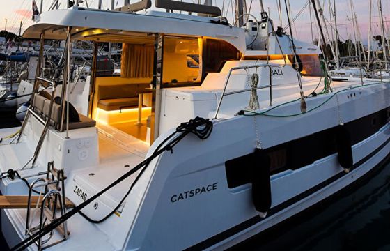 Bali Catspace Fux 4 Sail