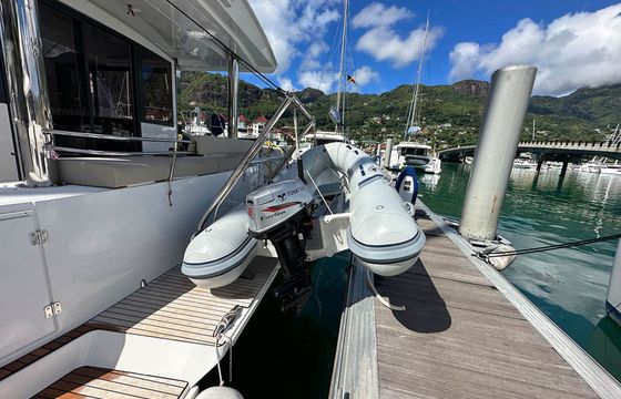 Bali 4.8 Esther