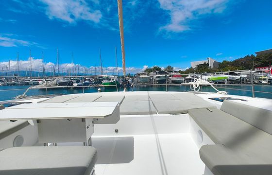 Bali 4.8 Whitney