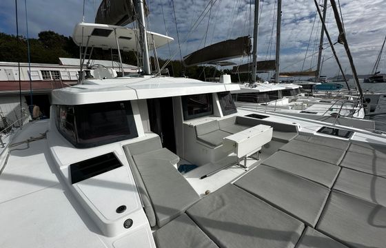 Bali 4.8 Miss Lily