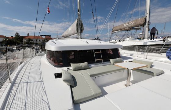 Bali Catsmart Starseeker