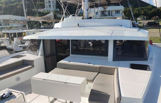 Bali 5.4 First Class