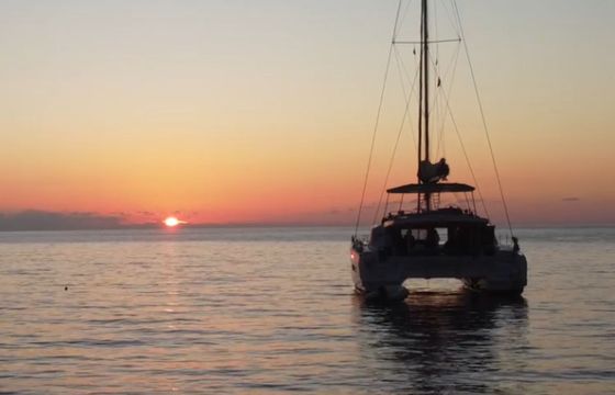 Bali 5.4 Lusitana boat
