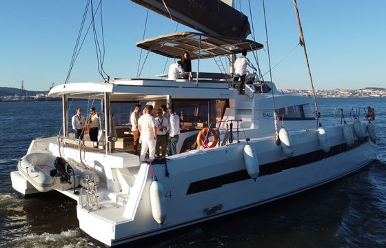 Bali 5.4 Lusitana boat
