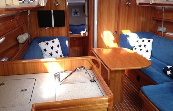 Bavaria 38 Cruiser White Lady