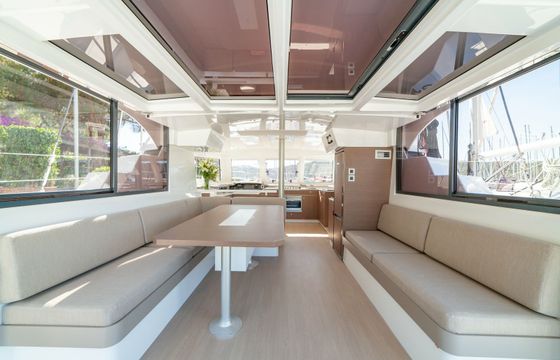 Bali Catspace Sail Solaris