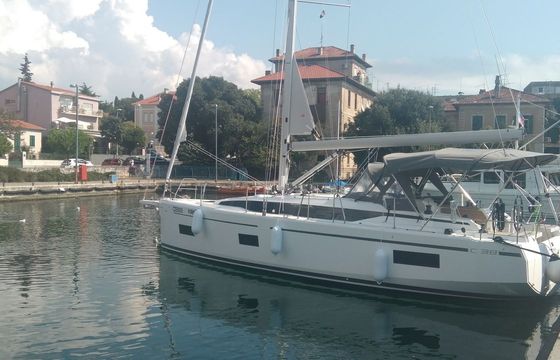 Bavaria C38 Kirke
