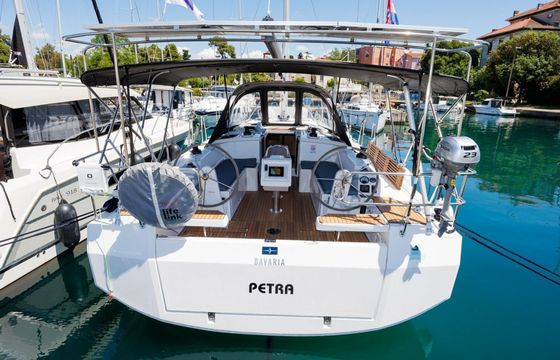 Bavaria C38 Petra