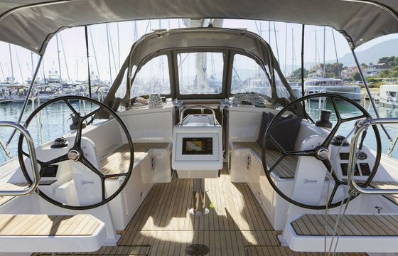 Bavaria C38 Skye