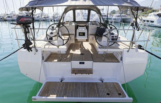 Bavaria C38 Skye
