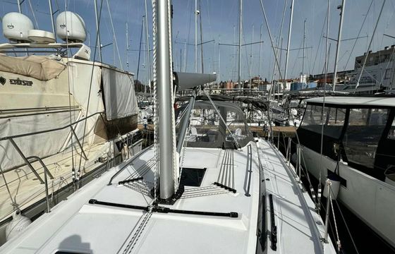 Bavaria C38 Stella Familia