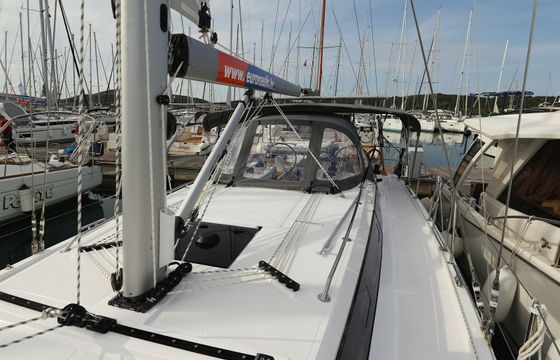 Bavaria C38 Freewise