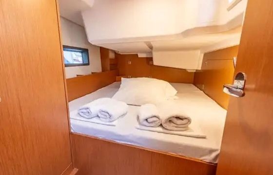 Bavaria C38 Ithakiss