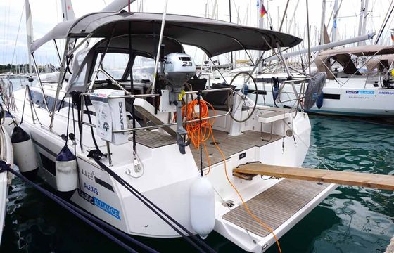 Bavaria C42 Alexis