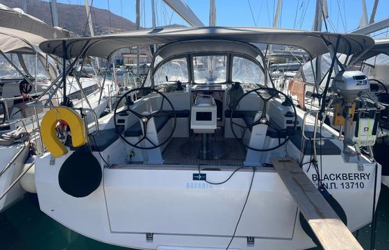 Bavaria C42 Blackberry