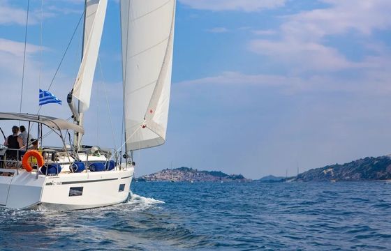 Bavaria C42 Bluestone