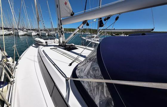 Bavaria C42 Bella