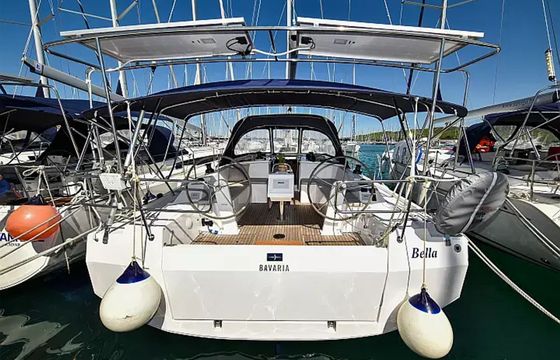 Bavaria C42 Bella