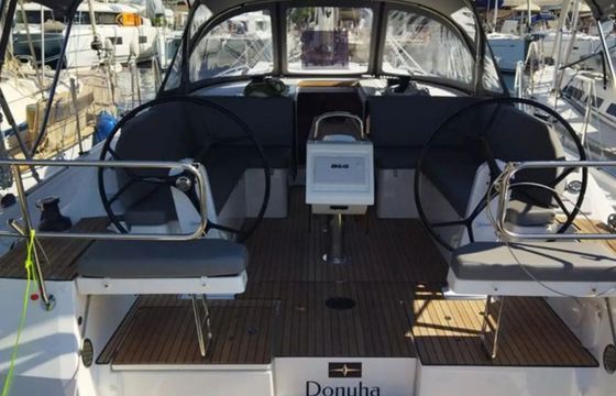 Bavaria C42 Donuha