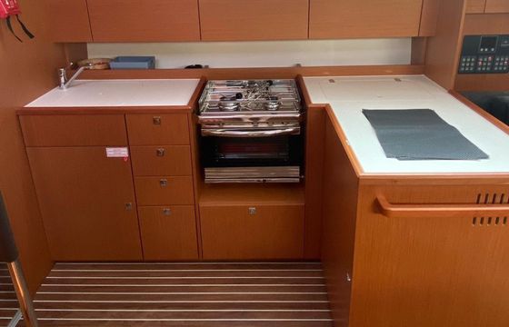 Bavaria C42 Harmonia
