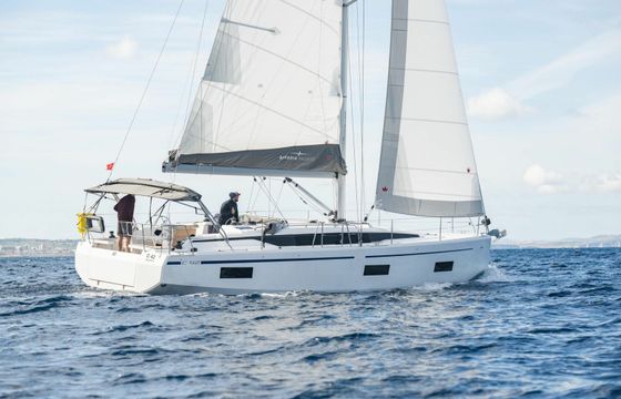 Bavaria C42 Everlong