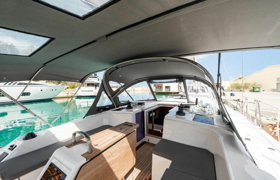 Bavaria C42 Everlong