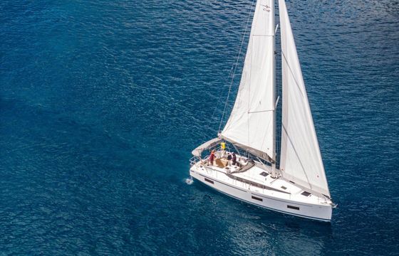Bavaria C42 Everlong