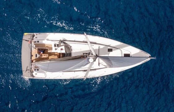 Bavaria C42 Everlong