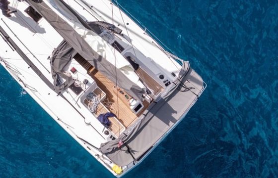 Bavaria C42 Everlong