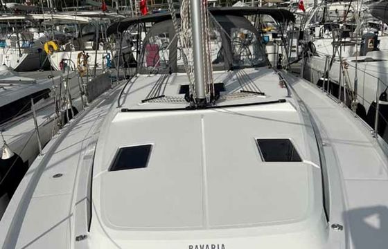 Bavaria C42 Nava