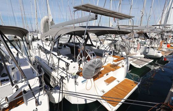 Bavaria C42 Leya