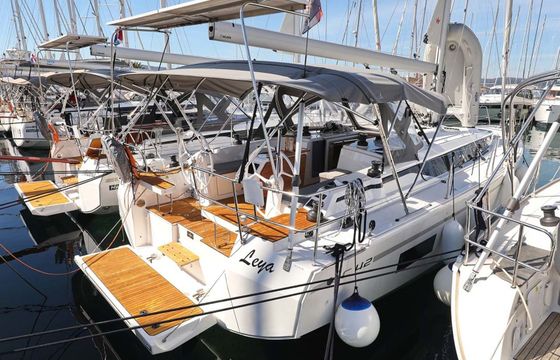 Bavaria C42 Leya