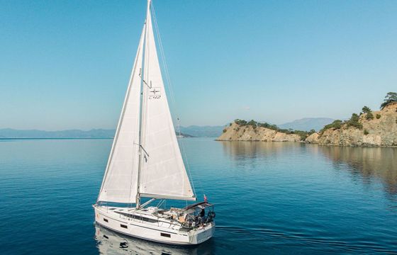 Bavaria C42 Nomad